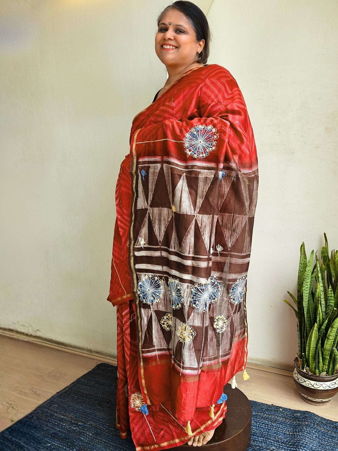 Singhaparni Magenta Shibori with Embroidery Saree
