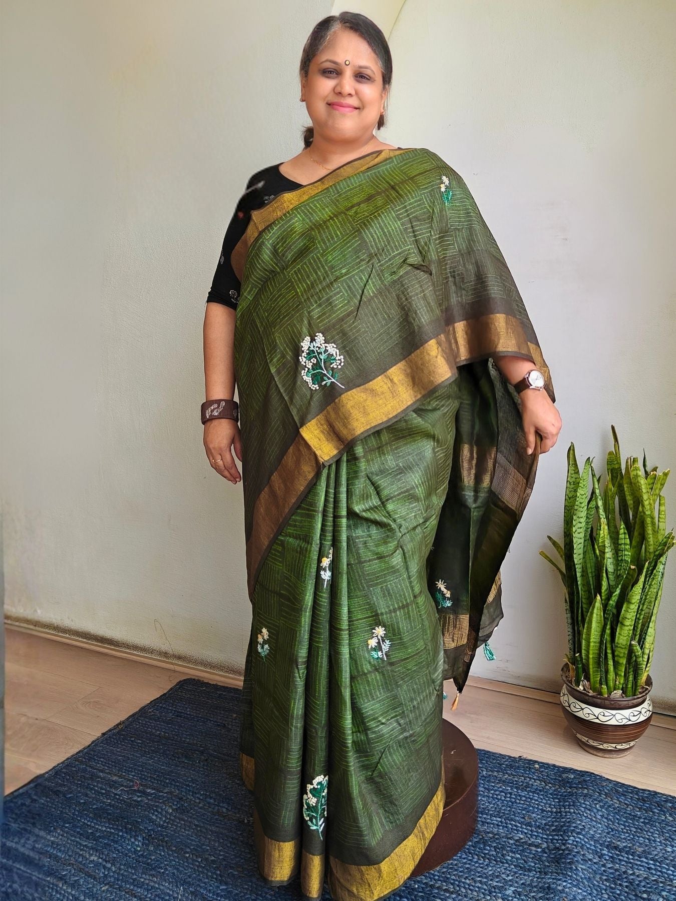 Singhaparni Henna Shibori with Embroidery Saree
