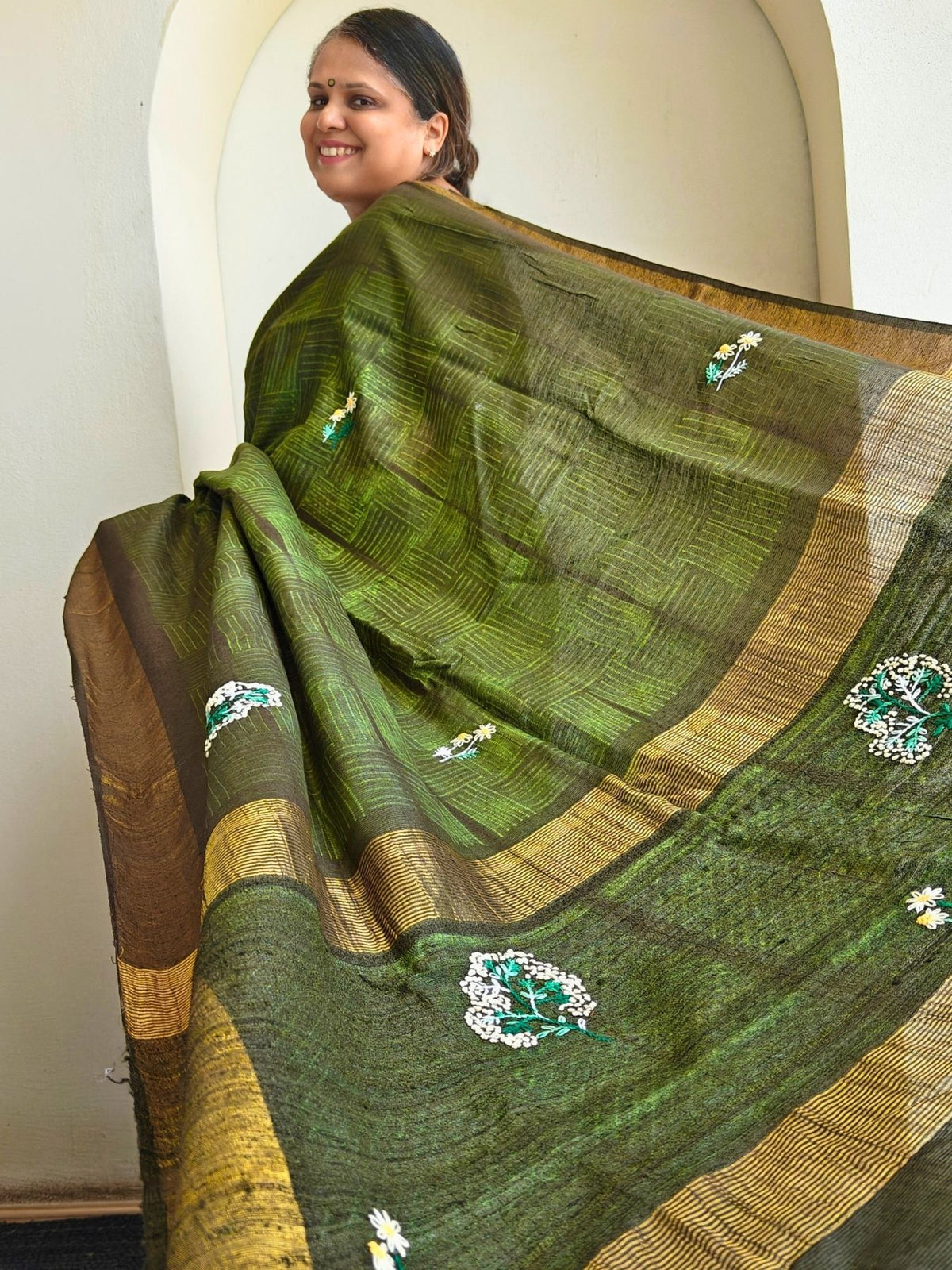 Singhaparni Henna Shibori with Embroidery Saree