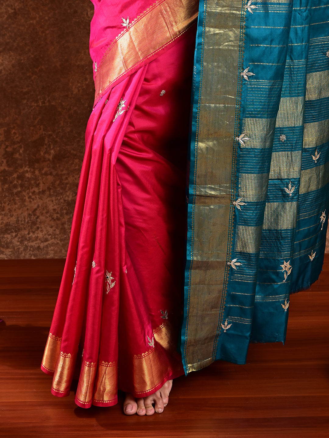 Rajani Fuchsia Kanjevaram Handloom Silk & Gota Patti Saree