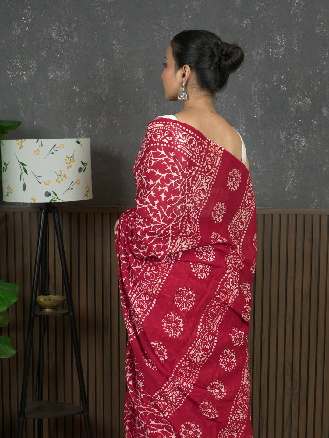 Suti Jaal Red Batik Saree
