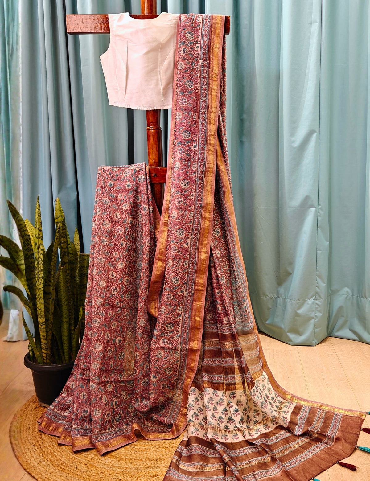 Mudhrita Multicolored Bagru Saree