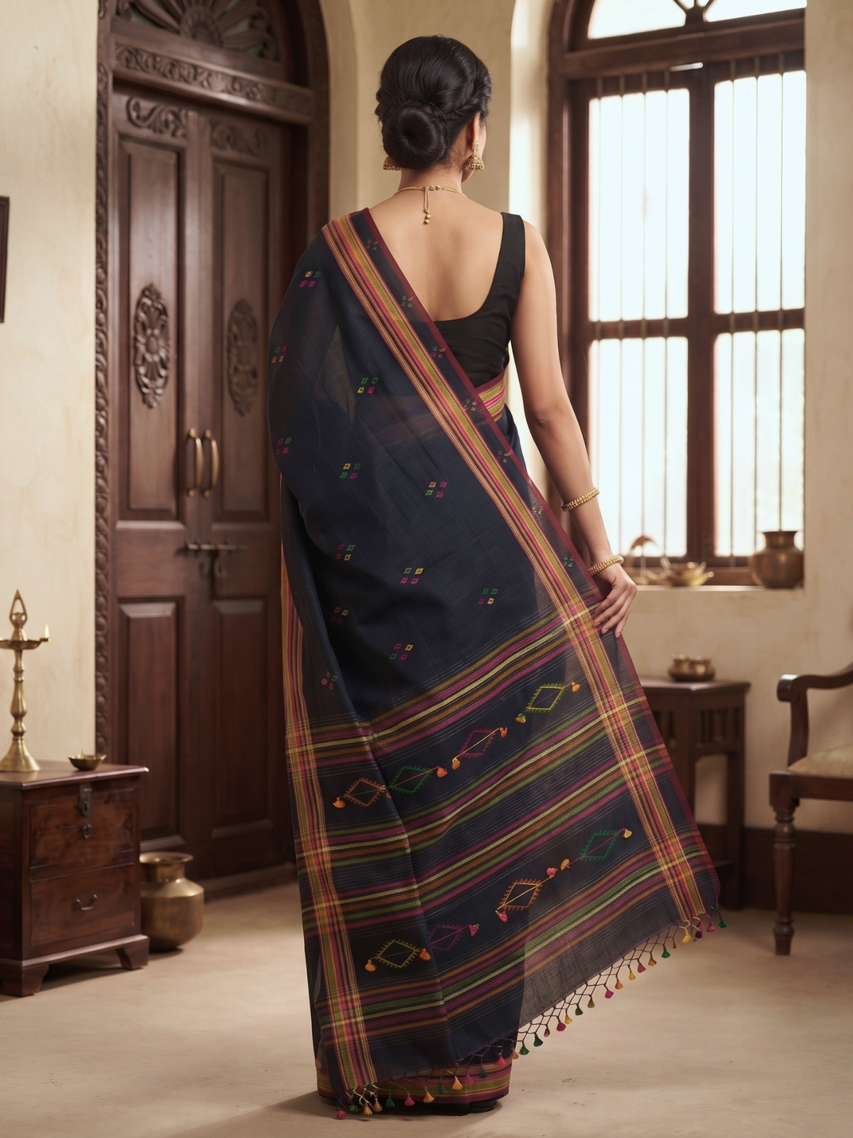 Kashi Navy Bengal Handloom Saree