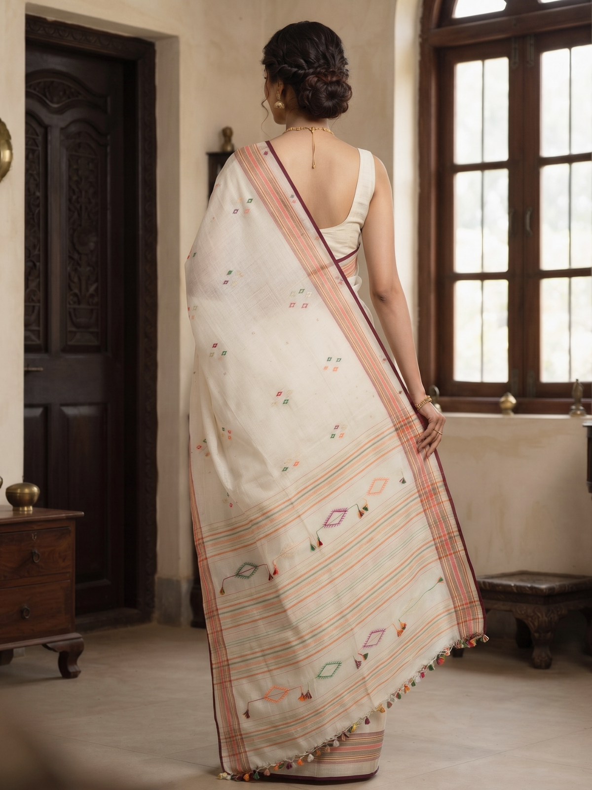 Kashi White Bengal Handloom Saree